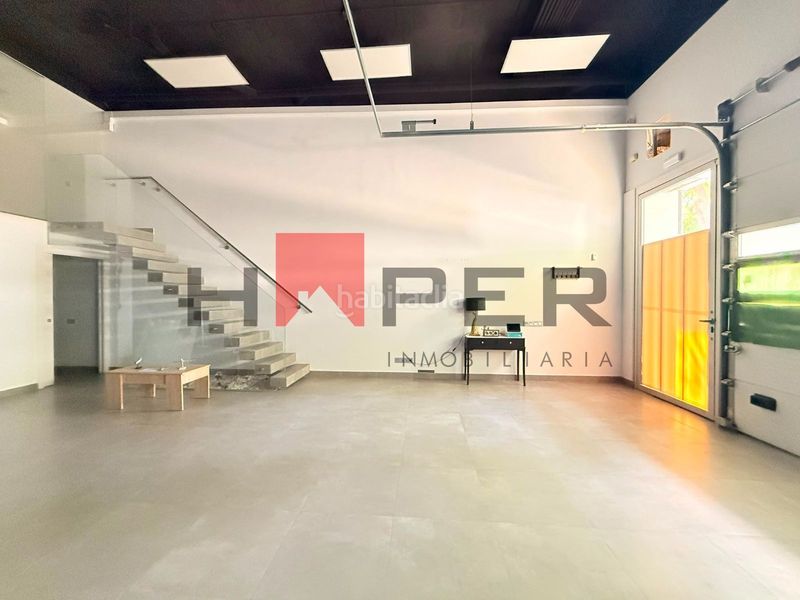 Foto 019932aa-7133-47a0-867d-178e50ea2939. Local comercial a Estruch-Eixample Prat de Llobregat (El)
