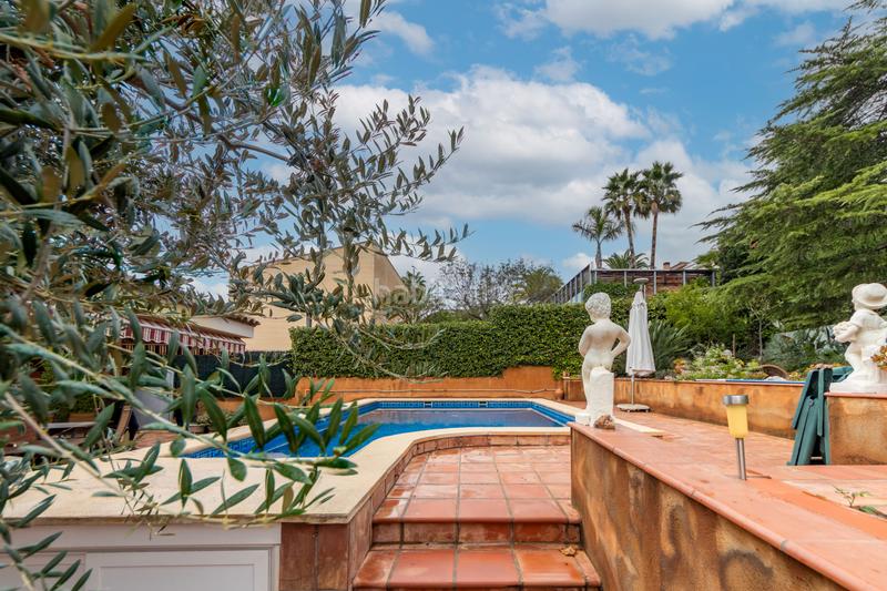 Foto 284b3354-ba48-4d34-a4cd-aeb6fcef2579. Chalet mit heizung parking pool in Castellvell del Camp