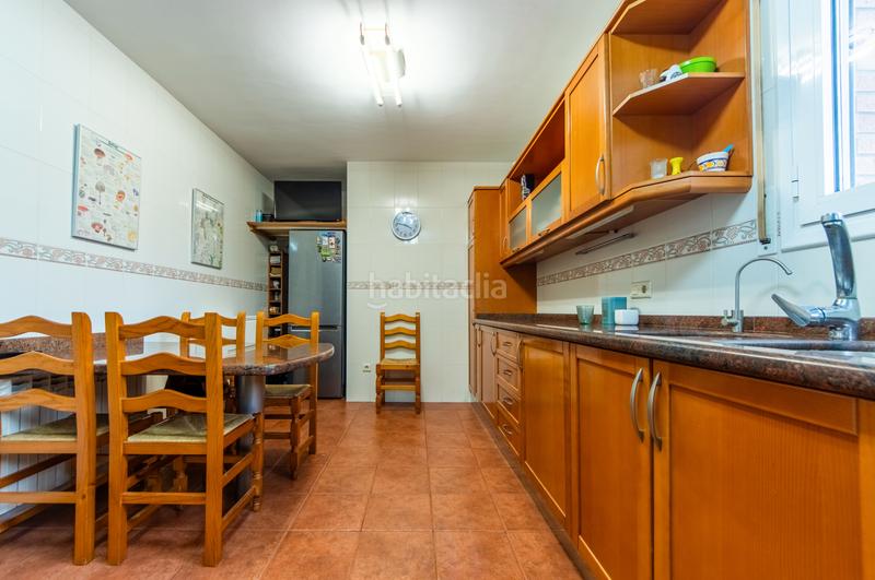 Foto d2e84eeb-0617-4cc5-8225-3cfb43437980. Chalet mit heizung parking pool in Castellvell del Camp