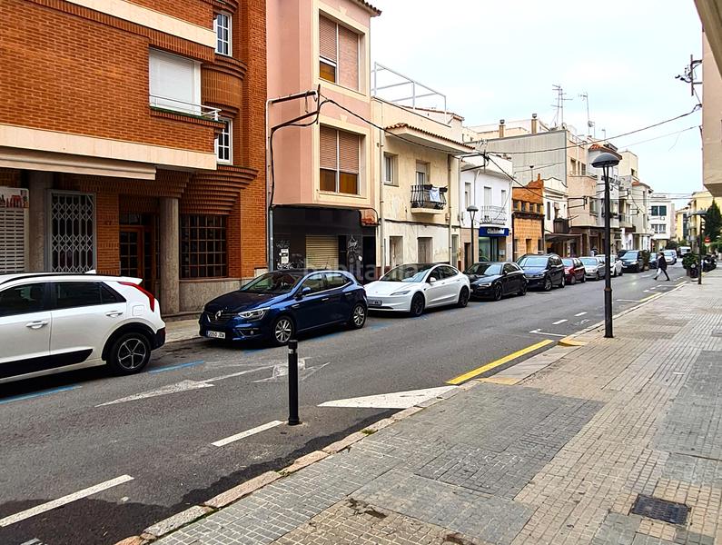 Foto 3c9411b8-9fd2-4eea-9862-c594d62876a3. Terreny residencial a carrer de ramon llull 37 a Cambrils