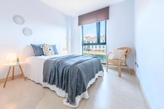 Pis a Vinyols i els Arcs. Céntrica y luminosa vivienda, esquinera, con pkn y psicina