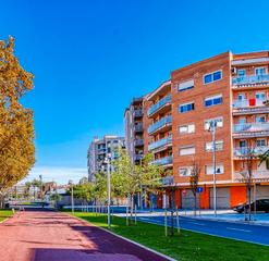 Piso  Avinguda del baix camp. Céntrica y luminosa vivienda de 112 m², con vistas despejadas y