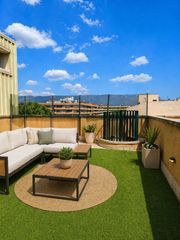 Attico  Carrer del mar. Ático 3hab + 2wc, con solárium (de 70m2) privado en pleno centro