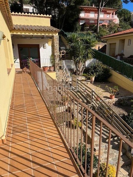Foto 48c7f54d-8dca-4c2d-9575-c9727edb2e8e. Casa amb calefacció piscina a residencial Begur-esclanyà Begur