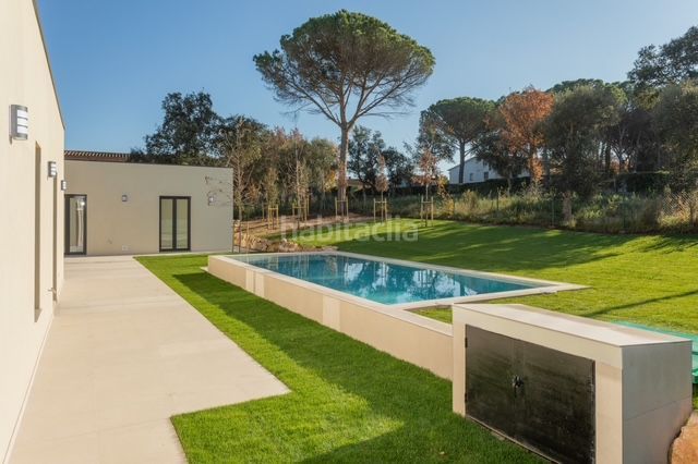 Foto 016a9fa8-fd0c-47c1-8f3e-24a18ec34bfc. Casa amb calefacció aparcament piscina a Llagostera