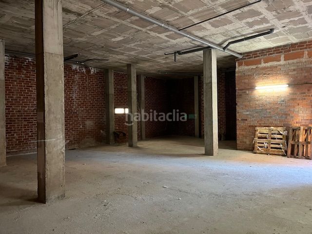 Foto 2f28f9e2-646d-4418-8fd0-2c54af8c07bb. Local comercial a Llagostera