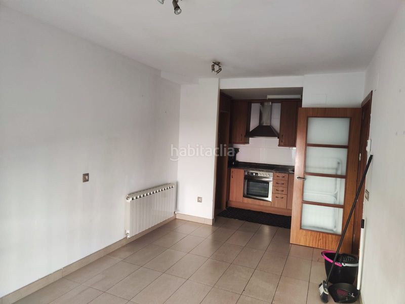 Foto 0246e5c8-b1f1-4f91-83e7-3824f63ba124. Pis a Llagostera