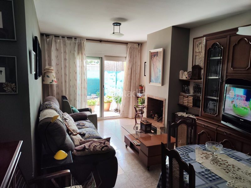 Foto 7a01e866-69b1-40f6-b2c3-da6a74c4f9bf. Casa adossada a Llagostera