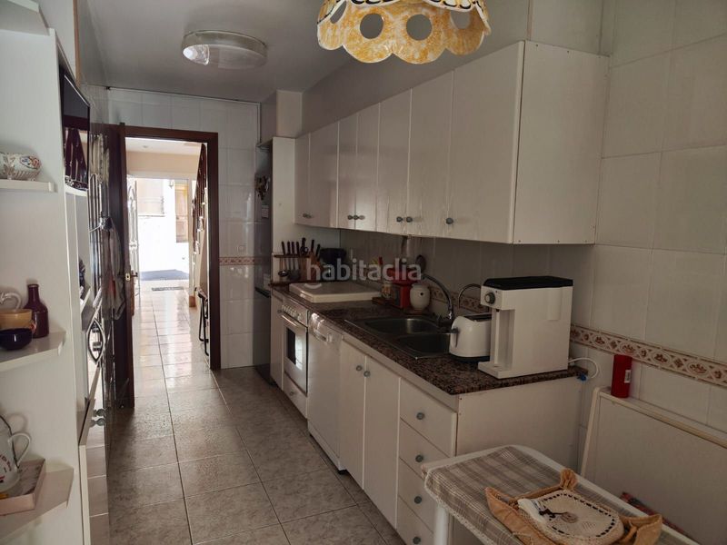 Foto 84c2e318-f0bc-4821-b4bc-5dd61acd9822. Casa adossada a Llagostera