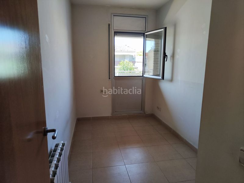 Foto 42ea5ffd-e082-4ba5-b313-607c478af5d0. Piso  a la venta a en Llagostera