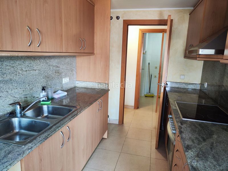 Foto 5655a8db-8b68-4d01-9a1c-3dd63ca18da8. Piso  a la venta a en Llagostera