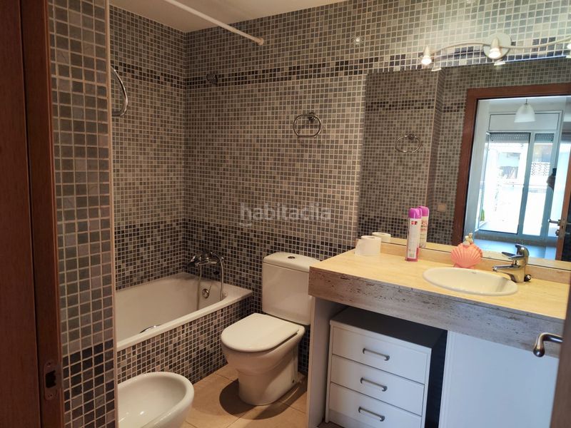 Foto 7758f1ff-9005-4fa4-add4-fc2942eca082. Piso  a la venta a en Llagostera