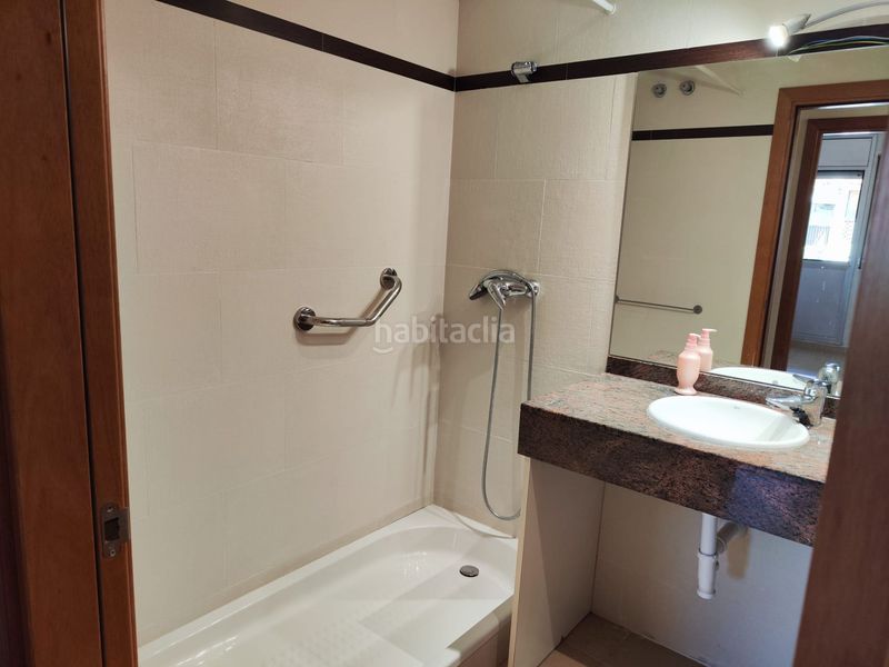 Foto f03beb89-f3c2-4405-9524-34a8875d0ac0. Piso  a la venta a en Llagostera