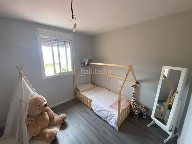 Foto 1022aaca-29c9-437f-a55f-027ef0902fc8. Casa adosada duplex en envia golf en La Envía Vícar