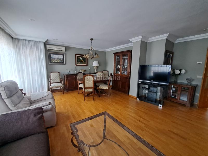 Foto 7c7e82b0-5efd-4584-88d5-dd90477c4f0d. Dúplex a Plaza Illes Columbretes Castellón de la Plana