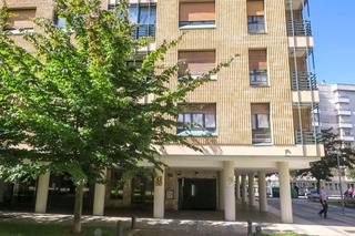 Car parking in Calle Calle del Pintor Asarta 5