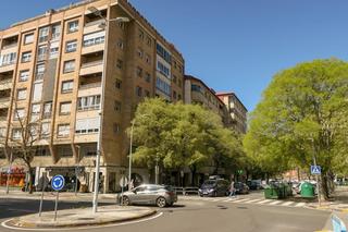 Aparcament cotxe en Iturrama. Plaza de garaje ideal para motos