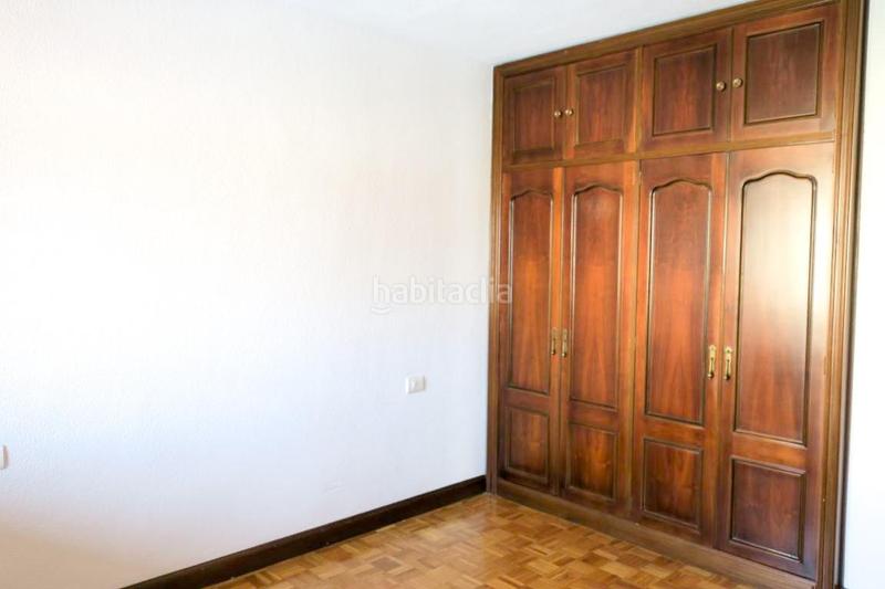 Foto d3fb5e0b-60b0-4514-84da-8d65f4a46f4e. Piso  todo exterior en excelente ubicación. en Pamplona / Iruña