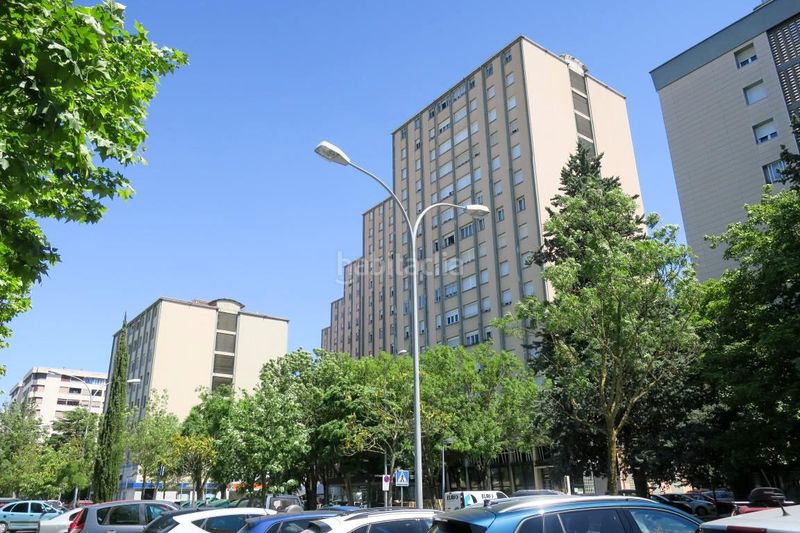 Foto 28df1bd5-171b-4fb8-964b-aa096acbffcb. Piso en calle san esteban 5 piso en venta en barañain. en Barañáin / Barañain