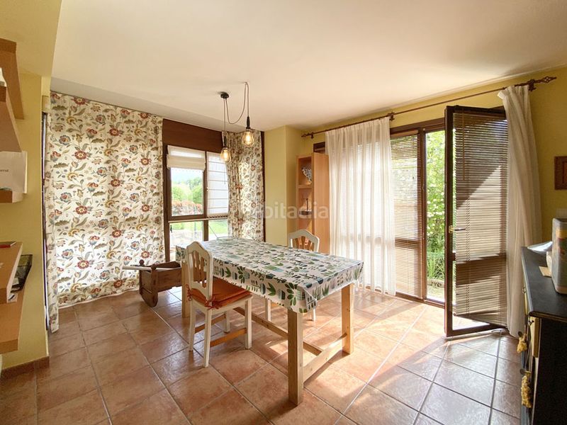 Foto 60a19397-1e89-4003-b14b-352884ebc130. Casa amb calefacció aparcament a Barrundia