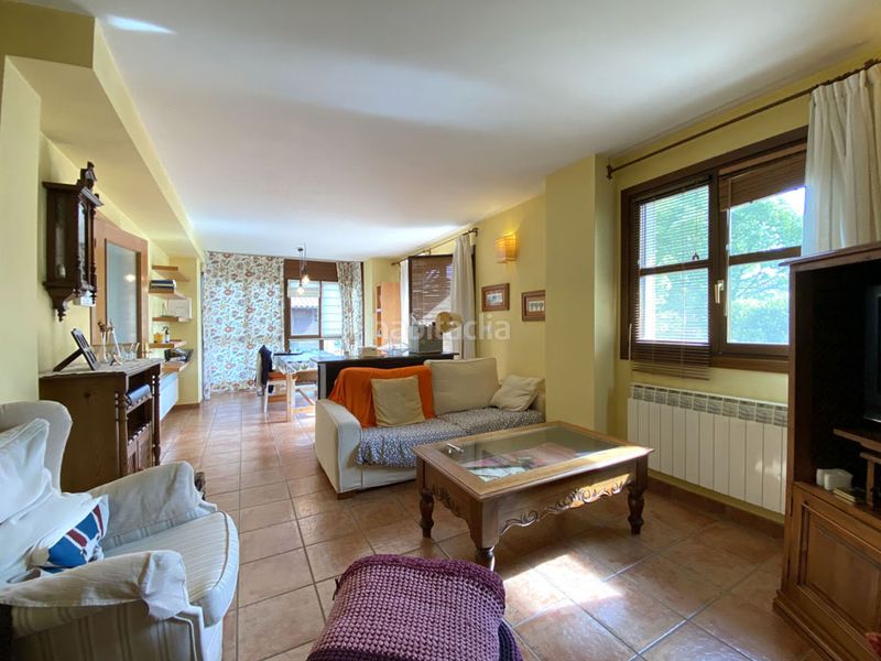 Foto e9ecca45-e641-4477-b38d-db877c0a240f. Casa amb calefacció aparcament a Barrundia