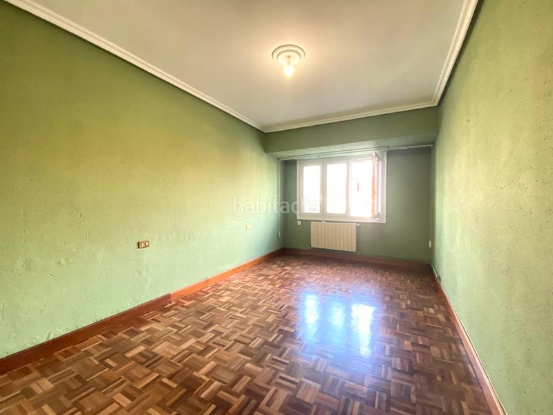 Foto 73e84338-5eec-45c9-887d-946434a64365. Flat with heating in Txagorritxu Vitoria - Gasteiz