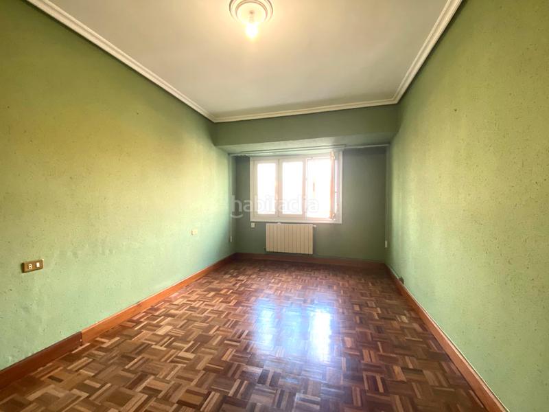 Foto b9bc0528-0823-41da-9f41-78542be7c7c7. Piso en Txagorritxu Vitoria - Gasteiz