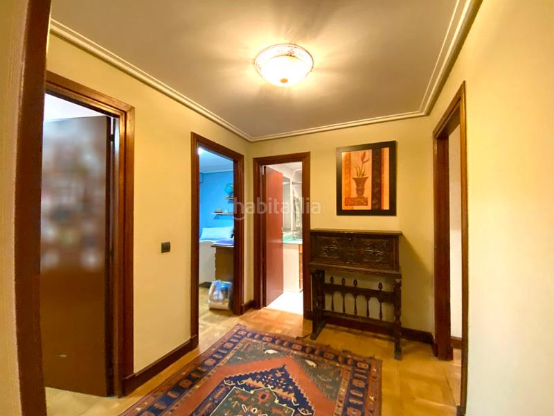 Foto 82f7f2e0-84c7-4173-b181-f46be0b6ed68. Etagenwohnung mit heizung in Ensanche Vitoria - Gasteiz