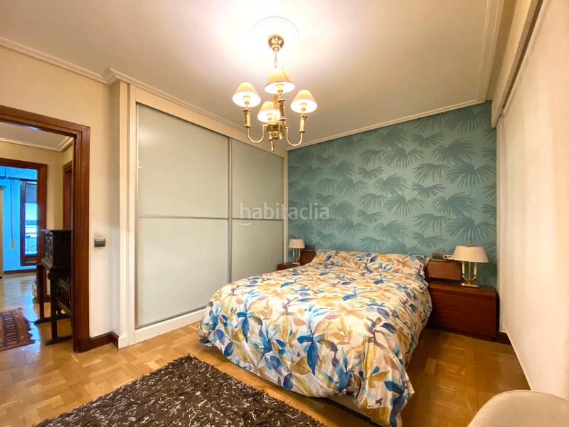 Foto a1e9e69f-c640-4a77-af73-85b897a57a95. Etagenwohnung mit heizung in Ensanche Vitoria - Gasteiz
