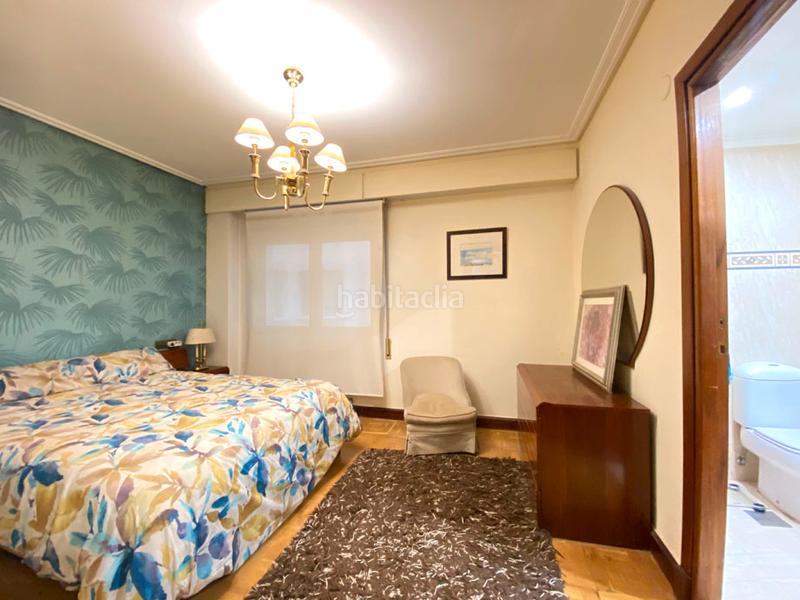 Foto 9b40432f-038c-46d1-857f-65bfaafe045b. Piso en Ensanche Vitoria - Gasteiz