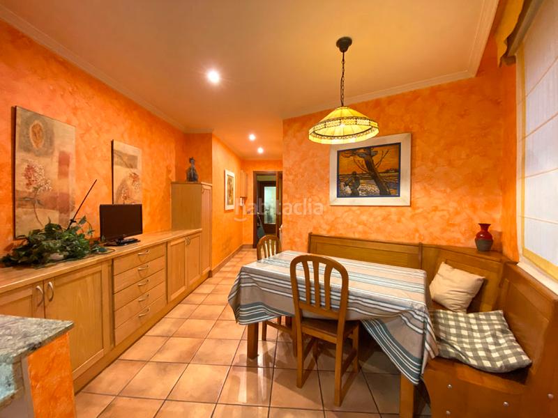 Foto f9690792-edbb-452c-a85d-e40c9d3e9223. Piso en Ensanche Vitoria - Gasteiz