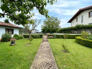 Casa  Zuazo de vitoria (pueblo)