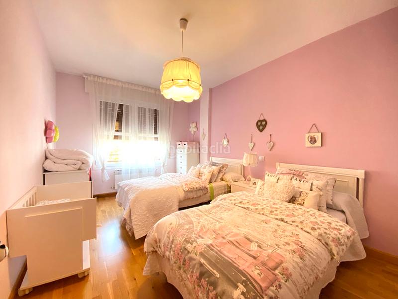 Foto c086cf34-c9e4-4608-b840-4729aee5da79. House with heating parking in Crucero - Aquende Miranda de Ebro