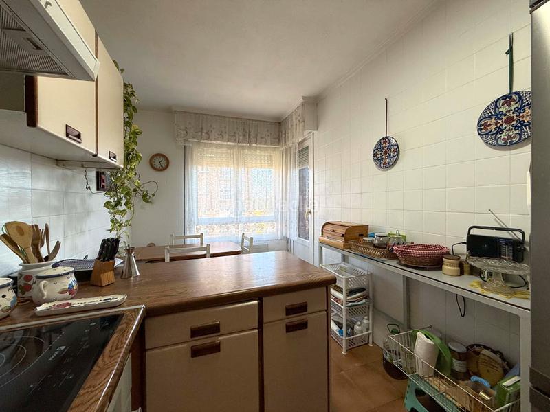 Foto 1dfbcf82-e439-4e1e-9e59-f91901c7ad69. Appartement avec chauffage dans Arriaga - Lakua Vitoria - Gasteiz