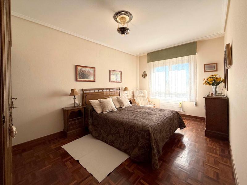 Foto bad7d3ba-c686-4d93-8ea9-7b03fc042cdc. Appartement avec chauffage dans Arriaga - Lakua Vitoria - Gasteiz