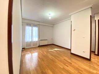 Etagenwohnung  Canciller ayala