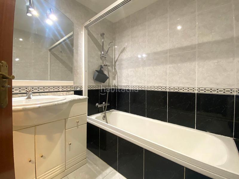 Foto 50f91cb8-646e-4ca9-a47c-ac5fdf214332. Flat with heating in El Anglo Vitoria - Gasteiz