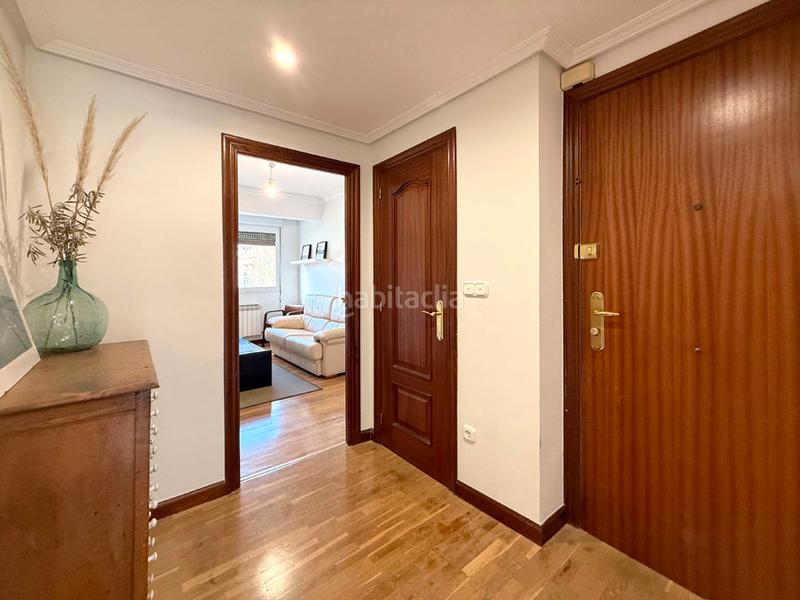 Foto 31e49e74-a4b1-400e-af4e-12e0f334f0d7. Appartement avec chauffage parking dans Coronación Vitoria - Gasteiz