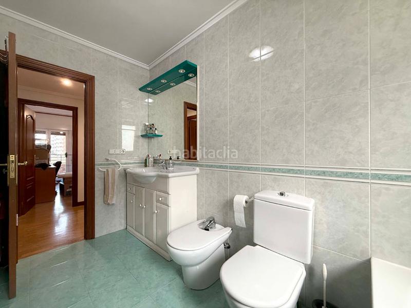 Foto 7efc4e78-bb5b-420e-a8f2-5a2c347a543d. Flat with heating parking in Coronación Vitoria - Gasteiz