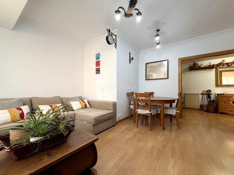 Foto e8c627ac-4bce-43fd-a091-df9f96875383. Appartement avec chauffage dans Coronación Vitoria - Gasteiz