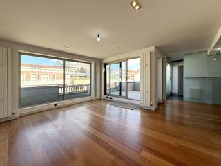 Etagenwohnung  Olagu?bel