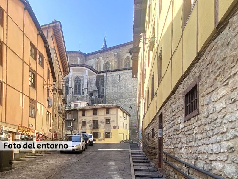Foto e936e989-8c44-42e4-9a50-834067e051e2. Pis amb calefacció a Casco Viejo Vitoria - Gasteiz