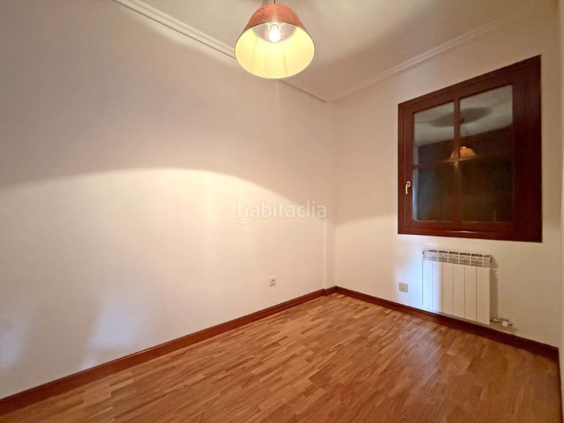 Foto 66426791-22ae-48c8-946c-28d268bb6846. Casa amb calefacció aparcament a Legutiano