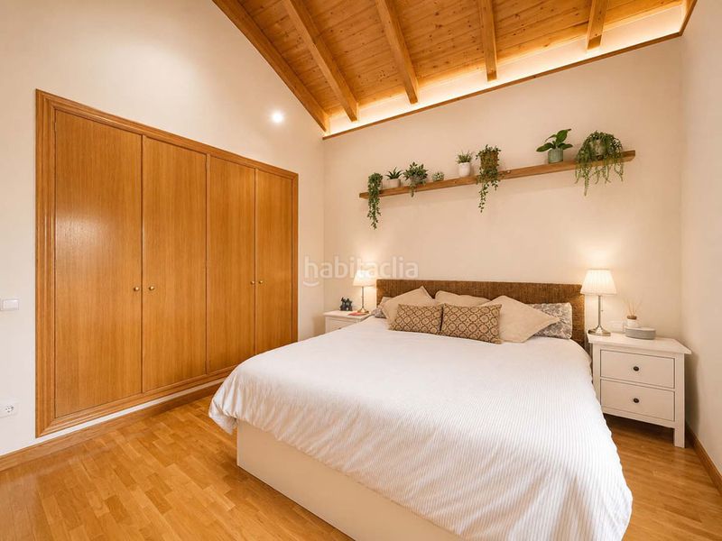 Foto 0ab25dbe-39ff-4365-9343-273a76e95664. Casa amb calefacció a Abetxuko Vitoria - Gasteiz