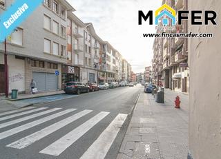 Aparcament cotxe a Calle emperador 8