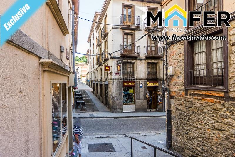 Foto f7b7f074-5648-416d-b872-d674d1e702fa. Piso en calle fuente fresnedo 2 en pleno corazón en Laredo