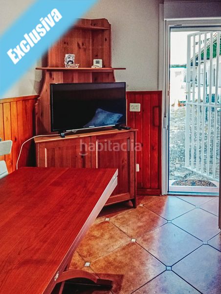 Foto 1e8b4fd0-c2d4-4ab2-98a6-662bfcb97126. Casa adossada amb calefacció a Carlos V Laredo