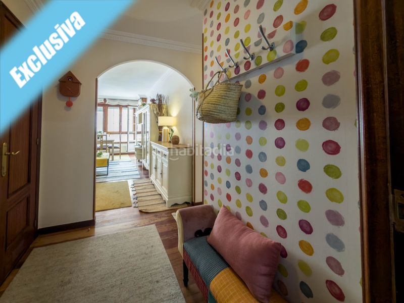 Foto 2c9147d4-8b10-4243-97a8-368e7cb9b132. Pis a calle emperador 5 a Centro Laredo