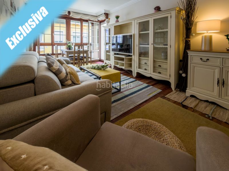 Foto 5cd4b5c0-590d-4b45-a96a-f4b68e2c191a. Pis a calle emperador 5 a Centro Laredo