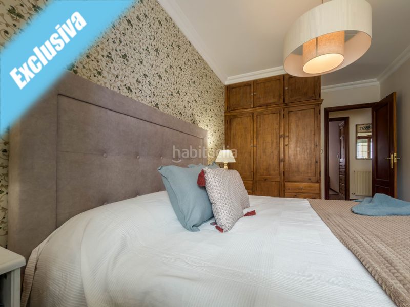 Foto 84323a1a-faf3-4121-bb47-5a83fc242f7f. Pis a calle emperador 5 a Centro Laredo